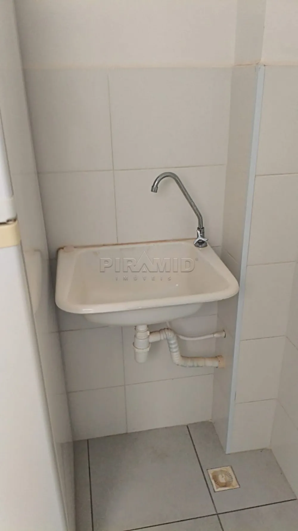 Alugar Apartamento / Padr&atilde;o em Ribeir&atilde;o Preto R$ 1.200,00 - Foto 11