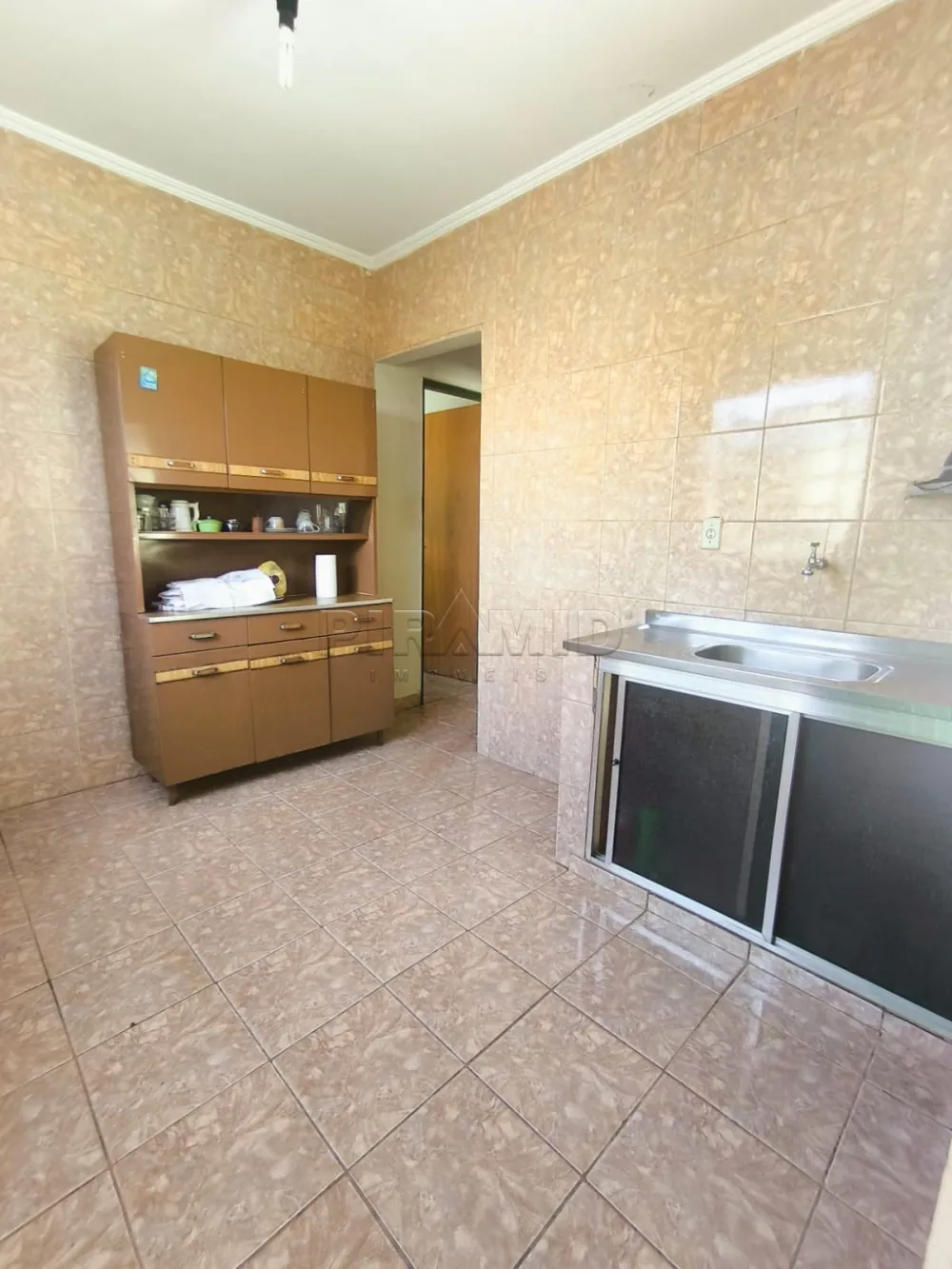 Comprar Casa / Padr&atilde;o em Ribeir&atilde;o Preto R$ 297.000,00 - Foto 3