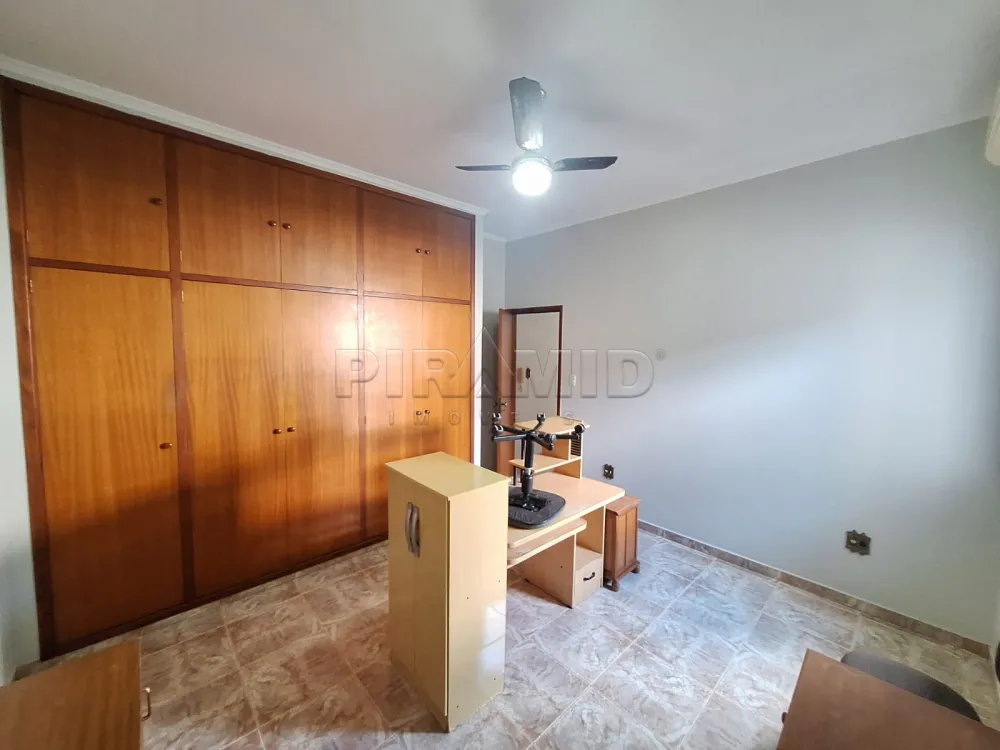 Alugar Casa / Padr&atilde;o em Ribeir&atilde;o Preto R$ 3.200,00 - Foto 18