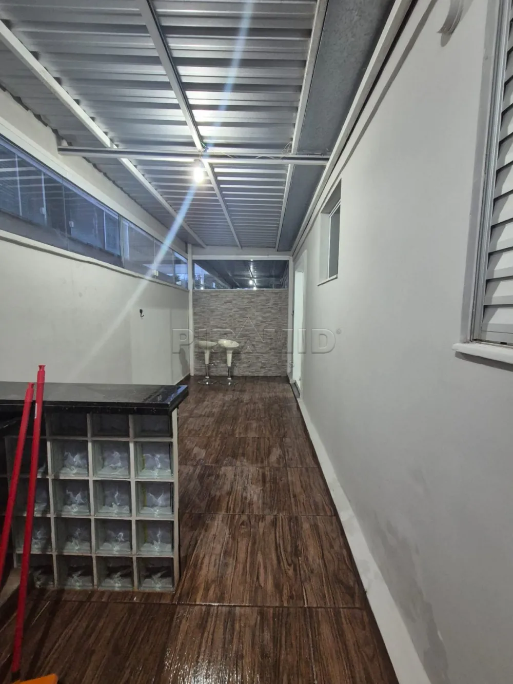 Alugar Apartamento / Padr&atilde;o em Ribeir&atilde;o Preto R$ 1.300,00 - Foto 5