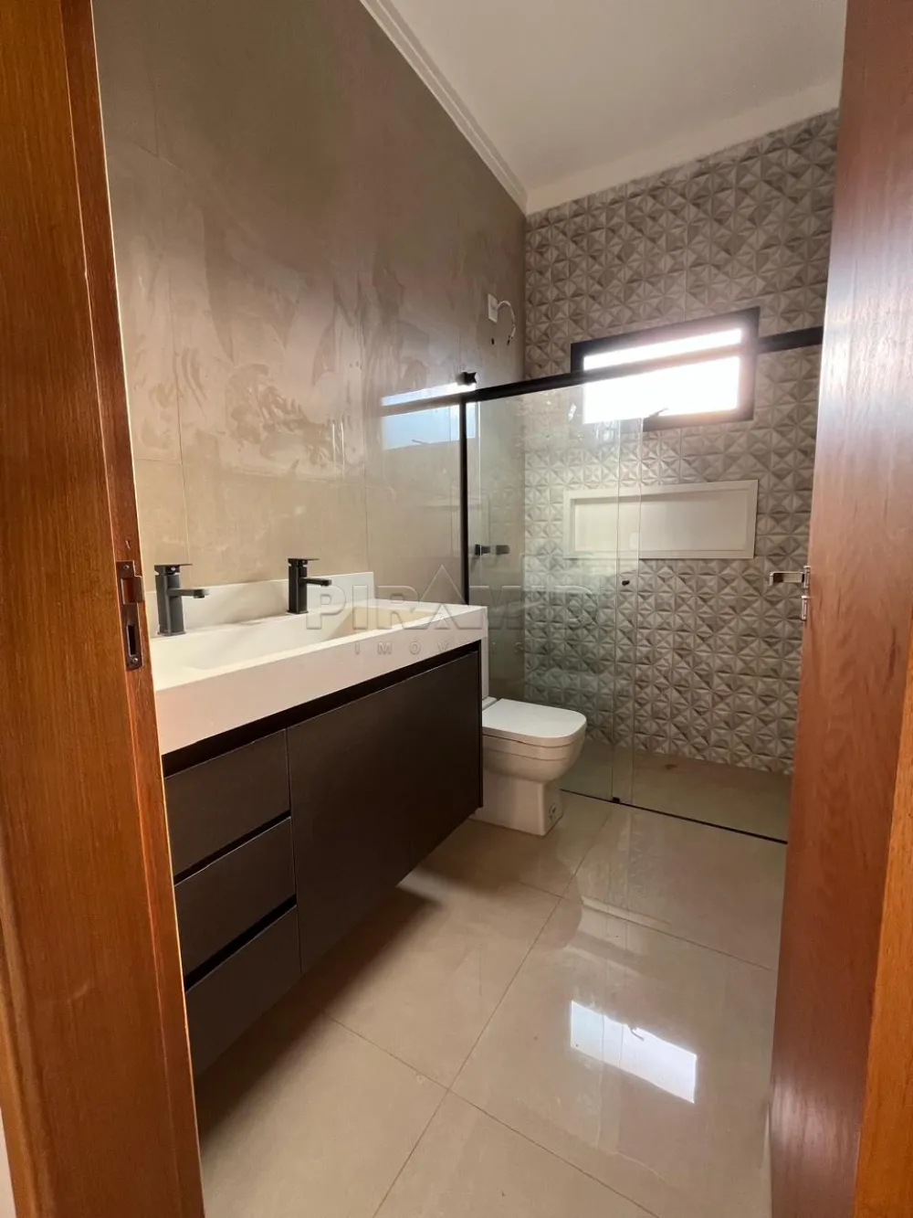 Comprar Casa / Condom&iacute;nio em Cravinhos R$ 850.000,00 - Foto 3