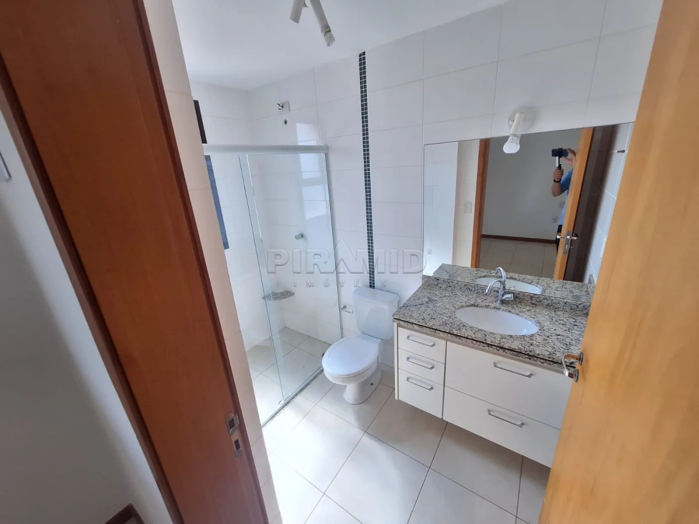 Alugar Apartamento / Padr&atilde;o em Ribeir&atilde;o Preto R$ 4.600,00 - Foto 11
