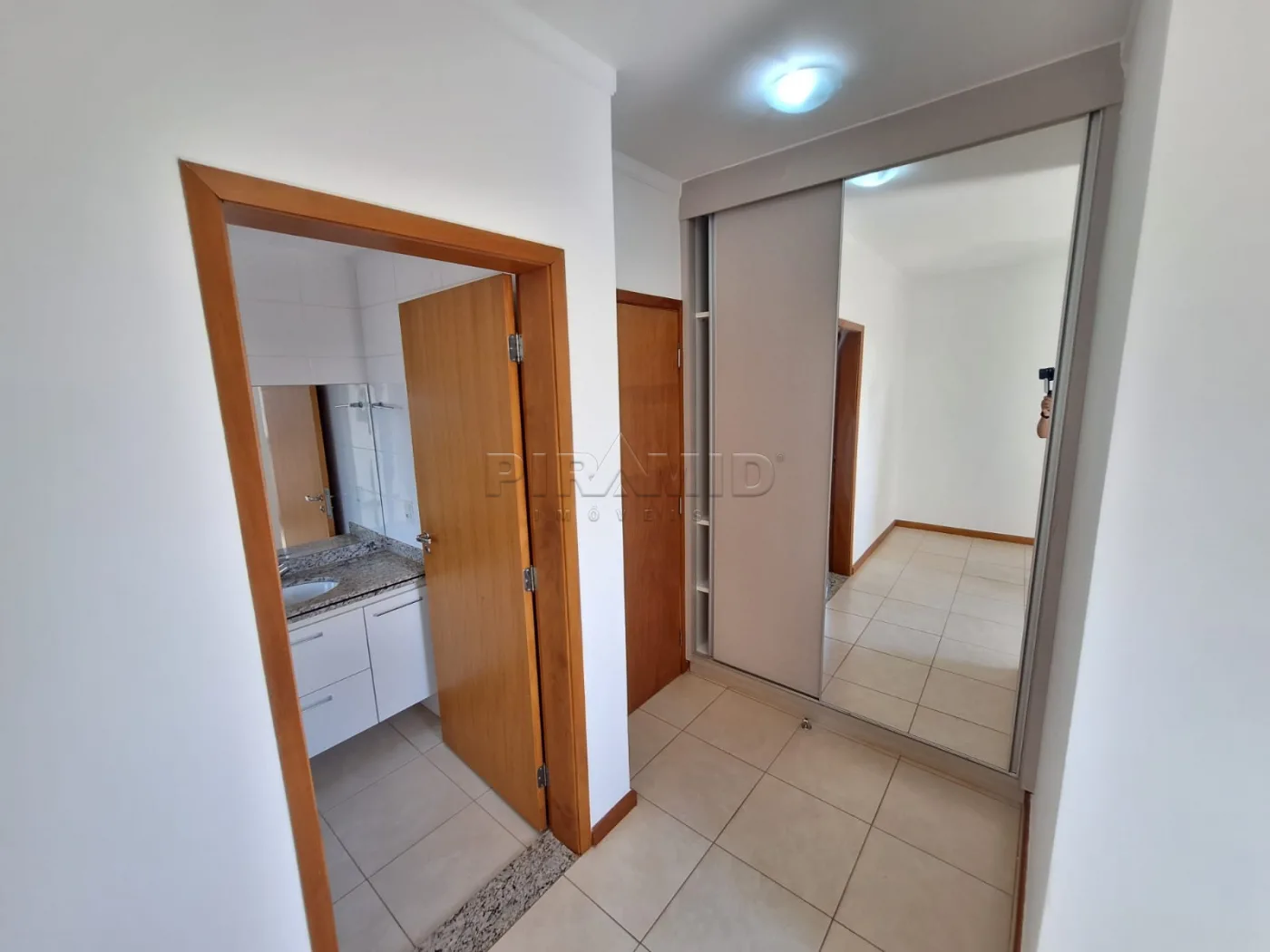 Alugar Apartamento / Padr&atilde;o em Ribeir&atilde;o Preto R$ 4.600,00 - Foto 15