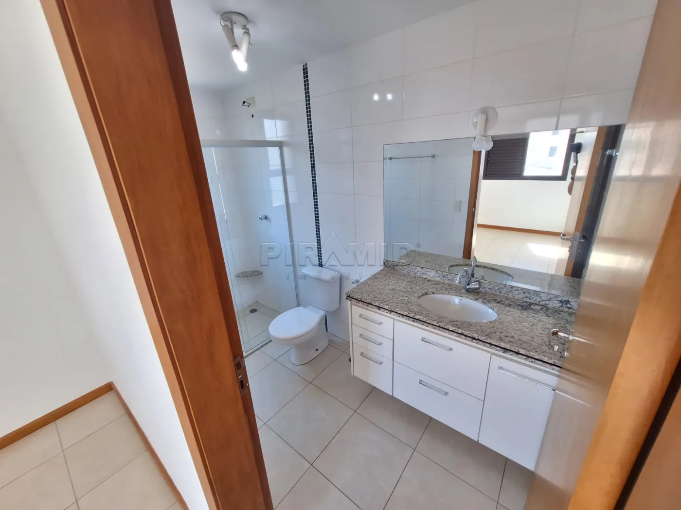 Alugar Apartamento / Padr&atilde;o em Ribeir&atilde;o Preto R$ 4.600,00 - Foto 16