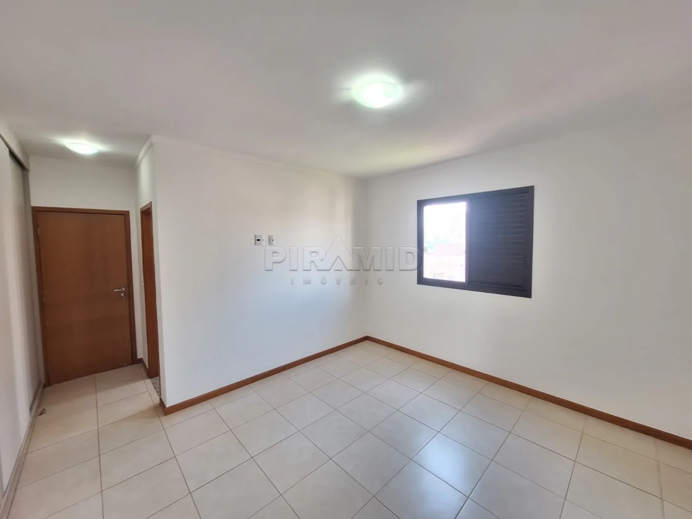 Alugar Apartamento / Padr&atilde;o em Ribeir&atilde;o Preto R$ 4.600,00 - Foto 19