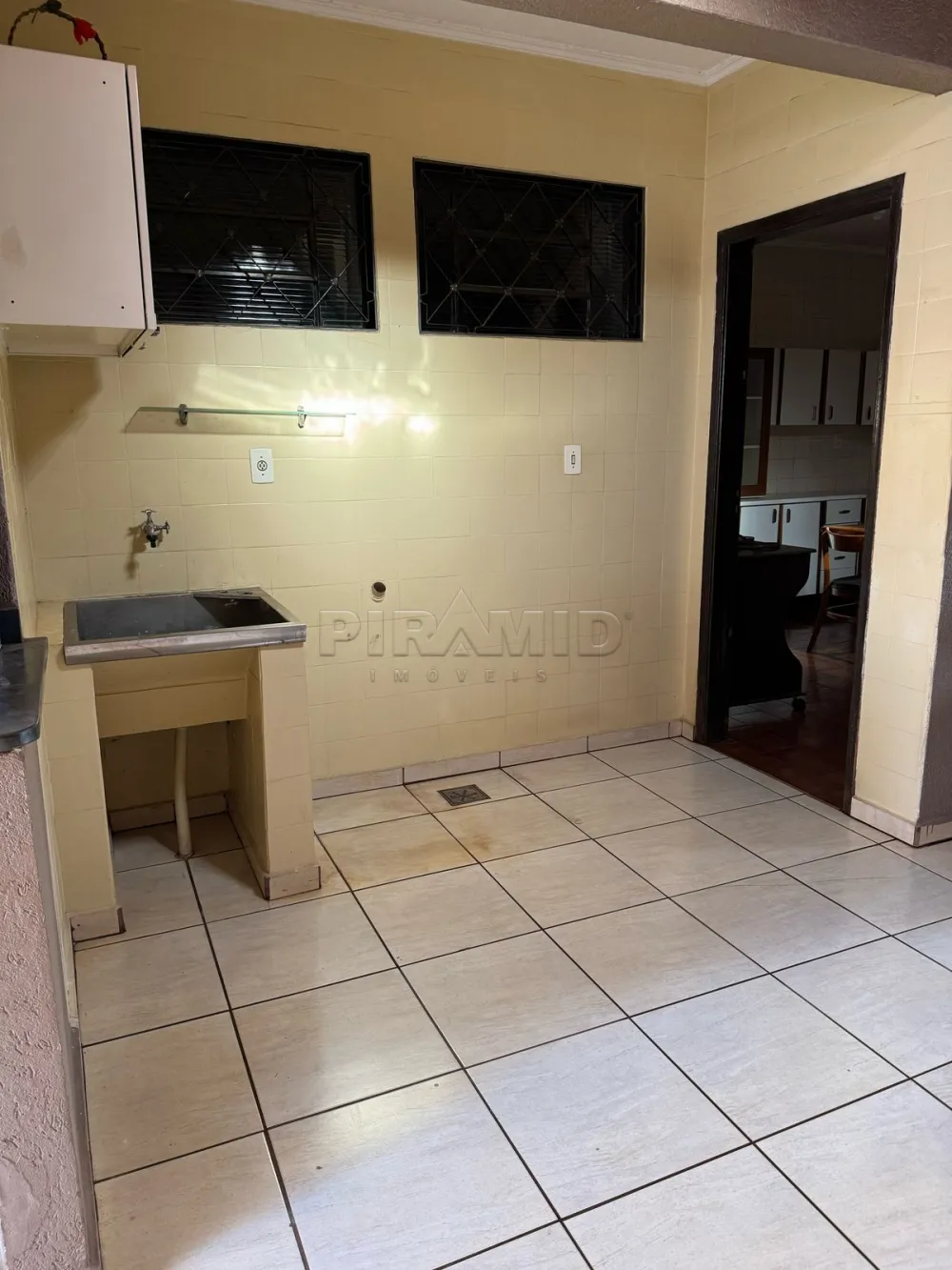 Alugar Casa / Padr&atilde;o em Ribeir&atilde;o Preto R$ 2.500,00 - Foto 17