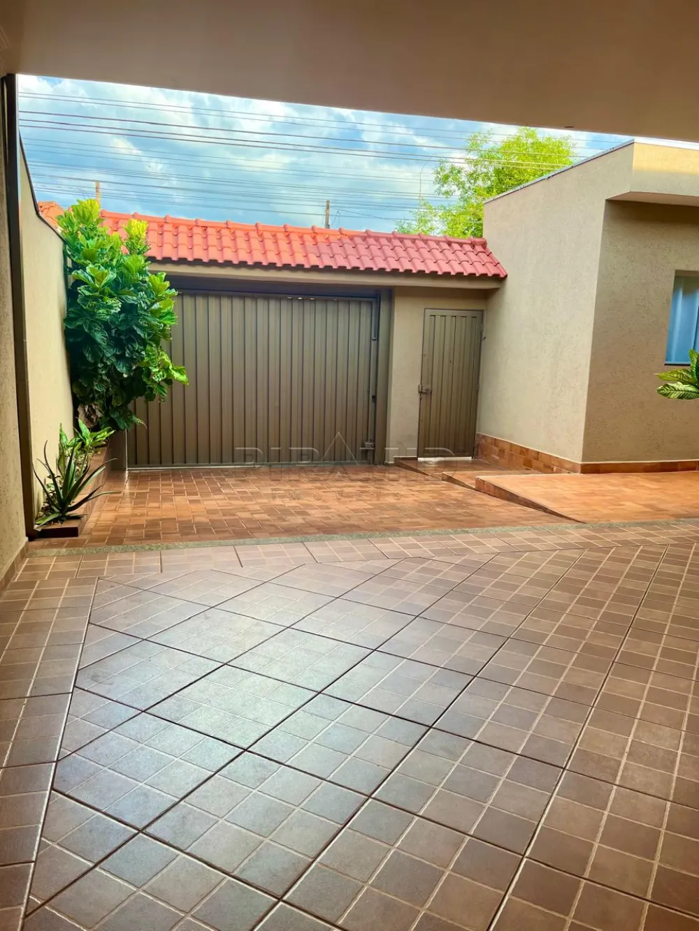 Comprar Casa / Padr&atilde;o em Ribeir&atilde;o Preto R$ 520.000,00 - Foto 1