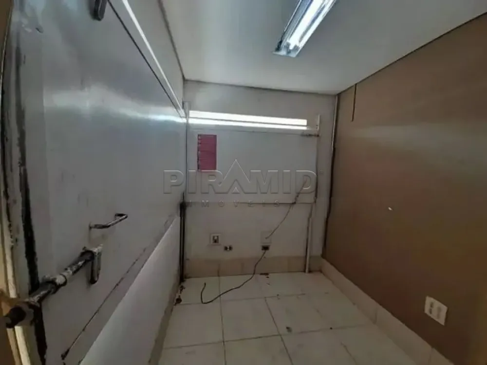 Alugar Comercial / Sal&atilde;o em Ribeir&atilde;o Preto R$ 48.000,00 - Foto 10