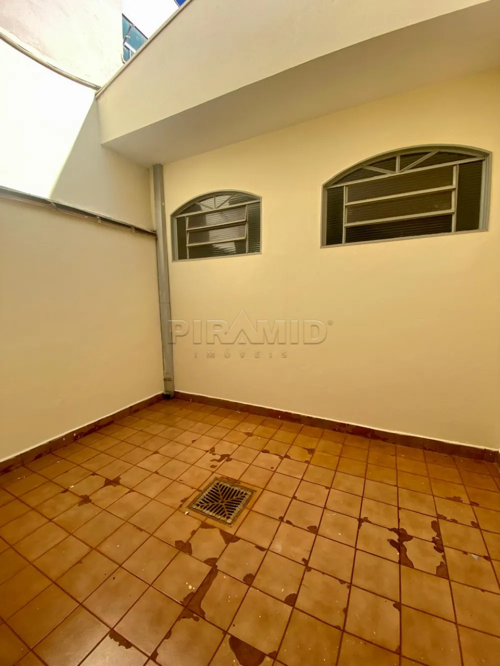 Alugar Casa / Padr&atilde;o em Ribeir&atilde;o Preto R$ 3.200,00 - Foto 17
