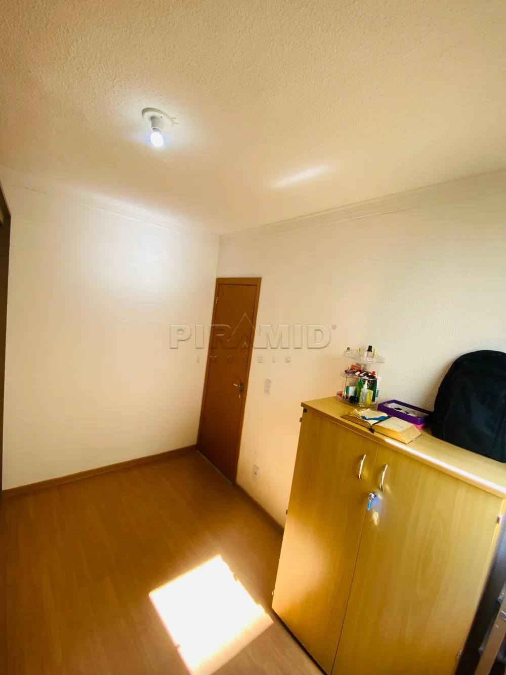 Comprar Apartamento / Padr&atilde;o em Ribeir&atilde;o Preto R$ 235.000,00 - Foto 7