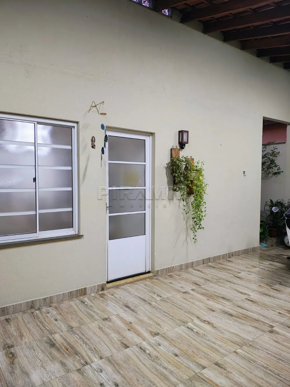 Comprar Casa / Padr&atilde;o em Ribeir&atilde;o Preto R$ 340.000,00 - Foto 2