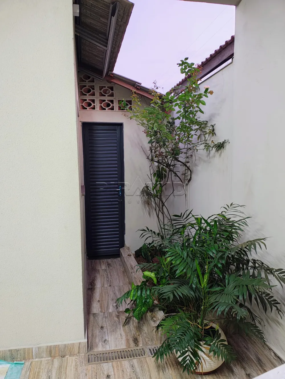 Comprar Casa / Padr&atilde;o em Ribeir&atilde;o Preto R$ 340.000,00 - Foto 14