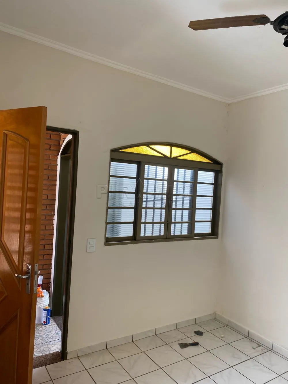 Comprar Casa / Padr&atilde;o em Ribeir&atilde;o Preto R$ 290.000,00 - Foto 2