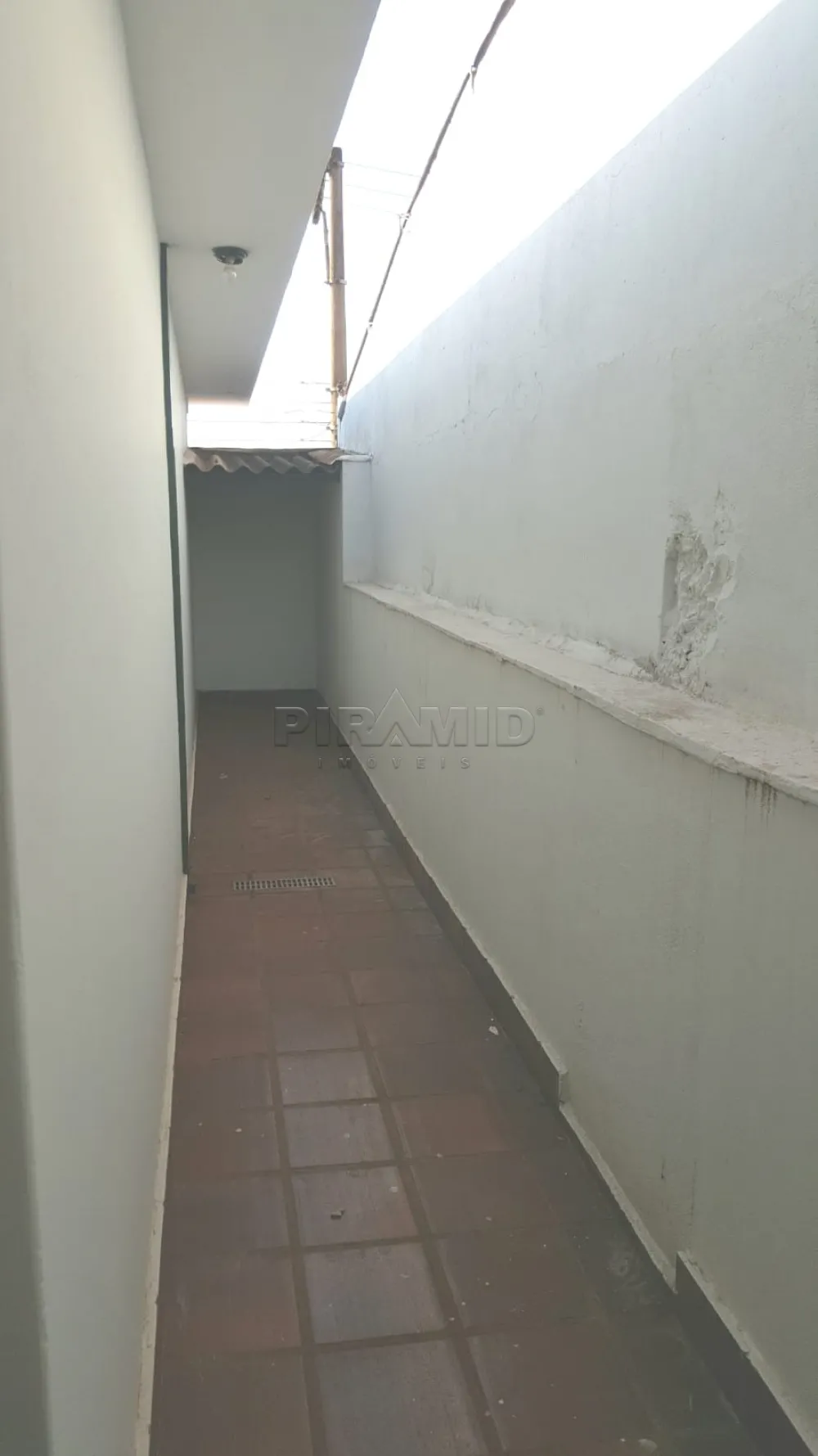 Alugar Casa / Padr&atilde;o em Ribeir&atilde;o Preto R$ 2.000,00 - Foto 12