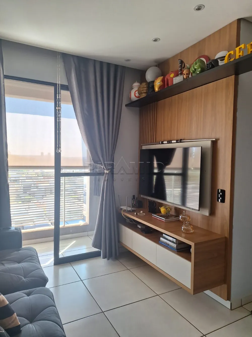 Alugar Apartamento / Padr&atilde;o em Ribeir&atilde;o Preto R$ 1.900,00 - Foto 1