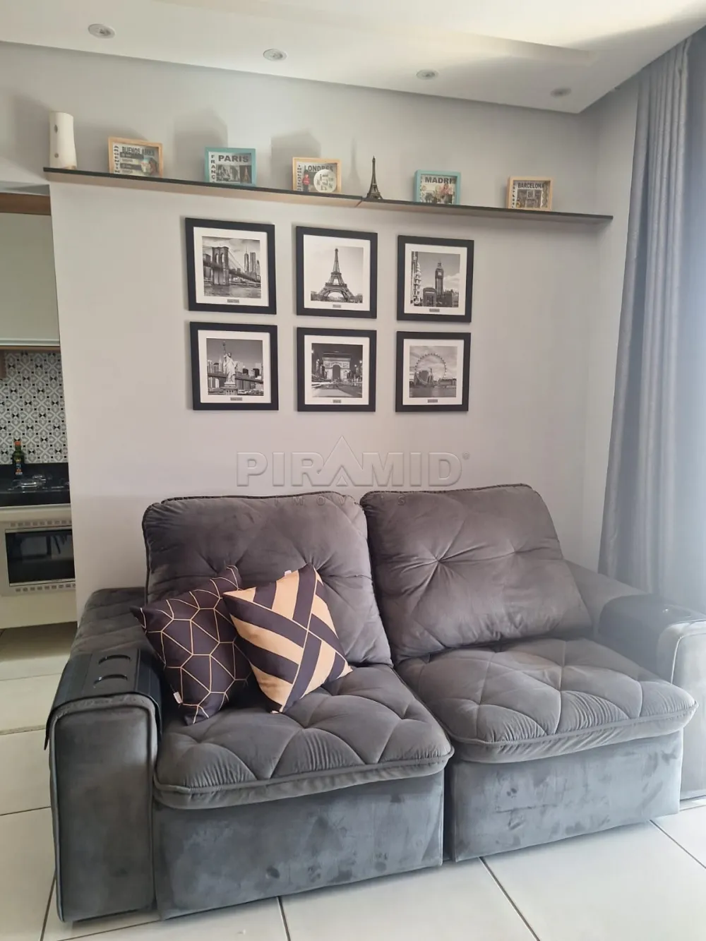 Alugar Apartamento / Padr&atilde;o em Ribeir&atilde;o Preto R$ 1.900,00 - Foto 2