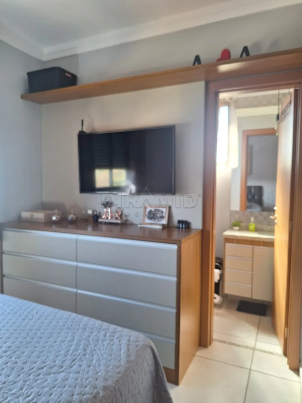 Alugar Apartamento / Padr&atilde;o em Ribeir&atilde;o Preto R$ 1.900,00 - Foto 11