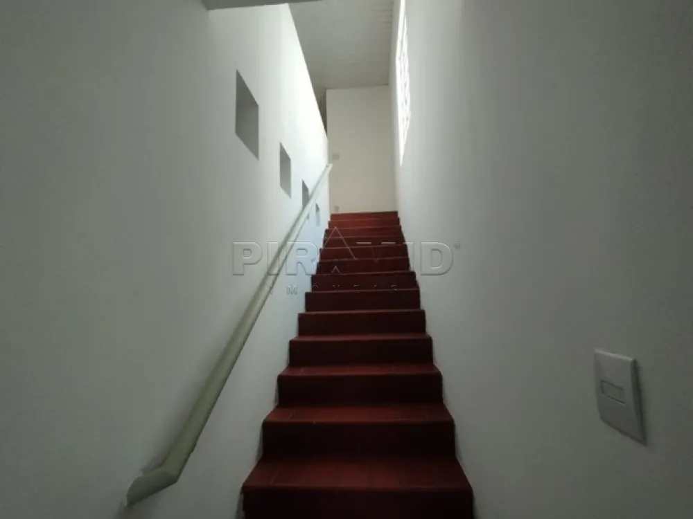 Alugar Casa / Padr&atilde;o em Ribeir&atilde;o Preto R$ 2.000,00 - Foto 1