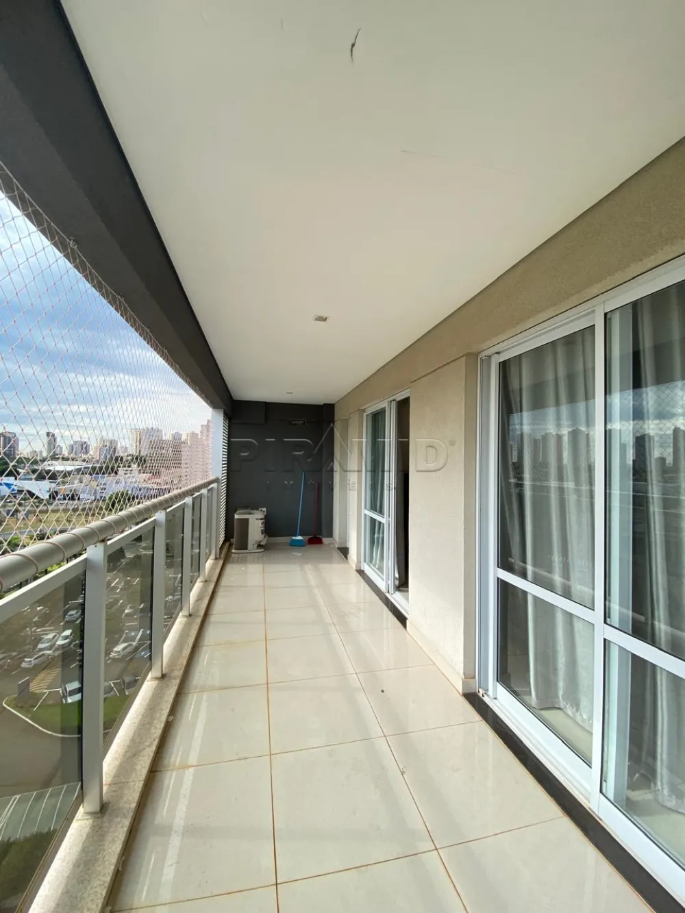 Alugar Apartamento / Padr&atilde;o em Ribeir&atilde;o Preto R$ 2.200,00 - Foto 5