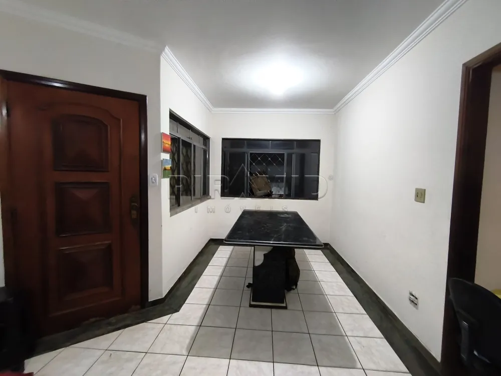 Alugar Casa / Padr&atilde;o em Ribeir&atilde;o Preto R$ 2.000,00 - Foto 3