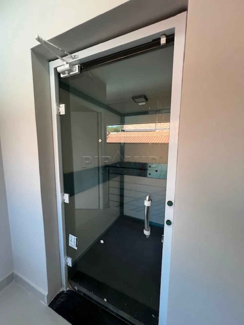 Alugar Comercial / Pr&eacute;dio em Ribeir&atilde;o Preto R$ 6.500,00 - Foto 16