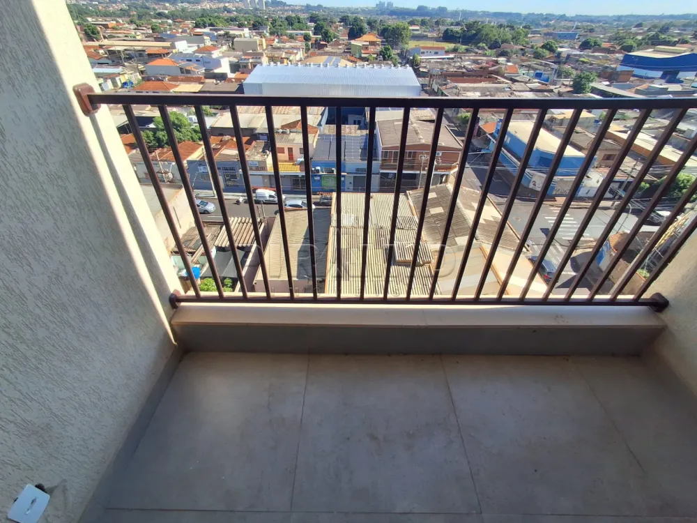 Alugar Apartamento / Padr&atilde;o em Ribeir&atilde;o Preto R$ 1.600,00 - Foto 2