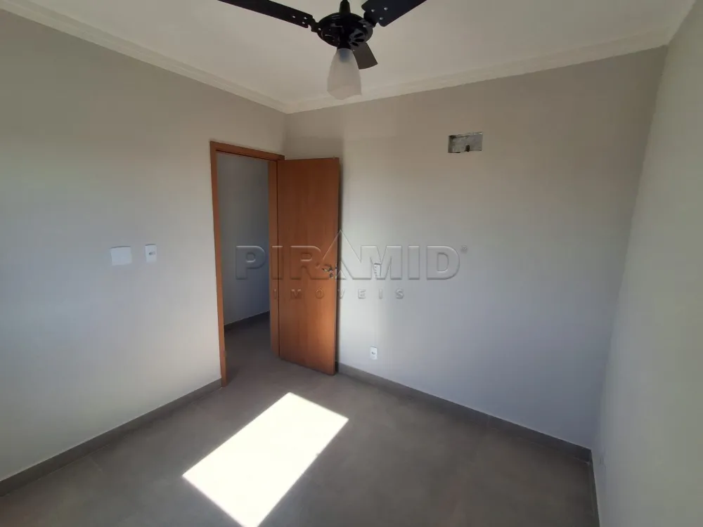 Alugar Apartamento / Padr&atilde;o em Ribeir&atilde;o Preto R$ 1.600,00 - Foto 5