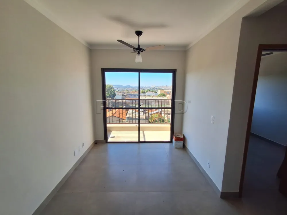 Alugar Apartamento / Padr&atilde;o em Ribeir&atilde;o Preto R$ 1.600,00 - Foto 1
