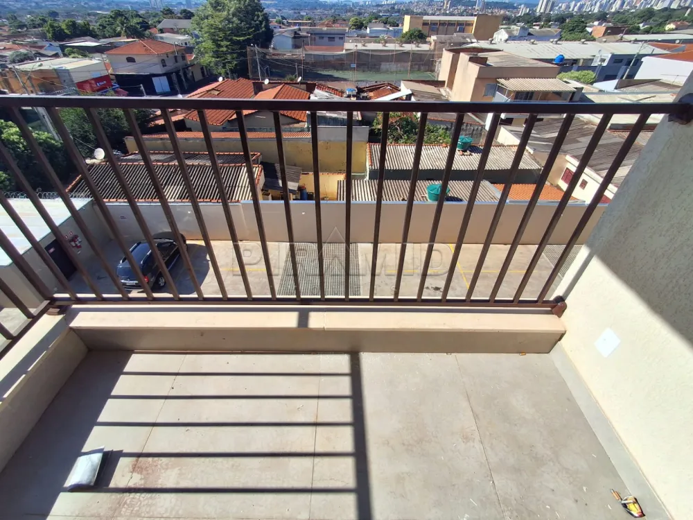 Alugar Apartamento / Padr&atilde;o em Ribeir&atilde;o Preto R$ 1.600,00 - Foto 2