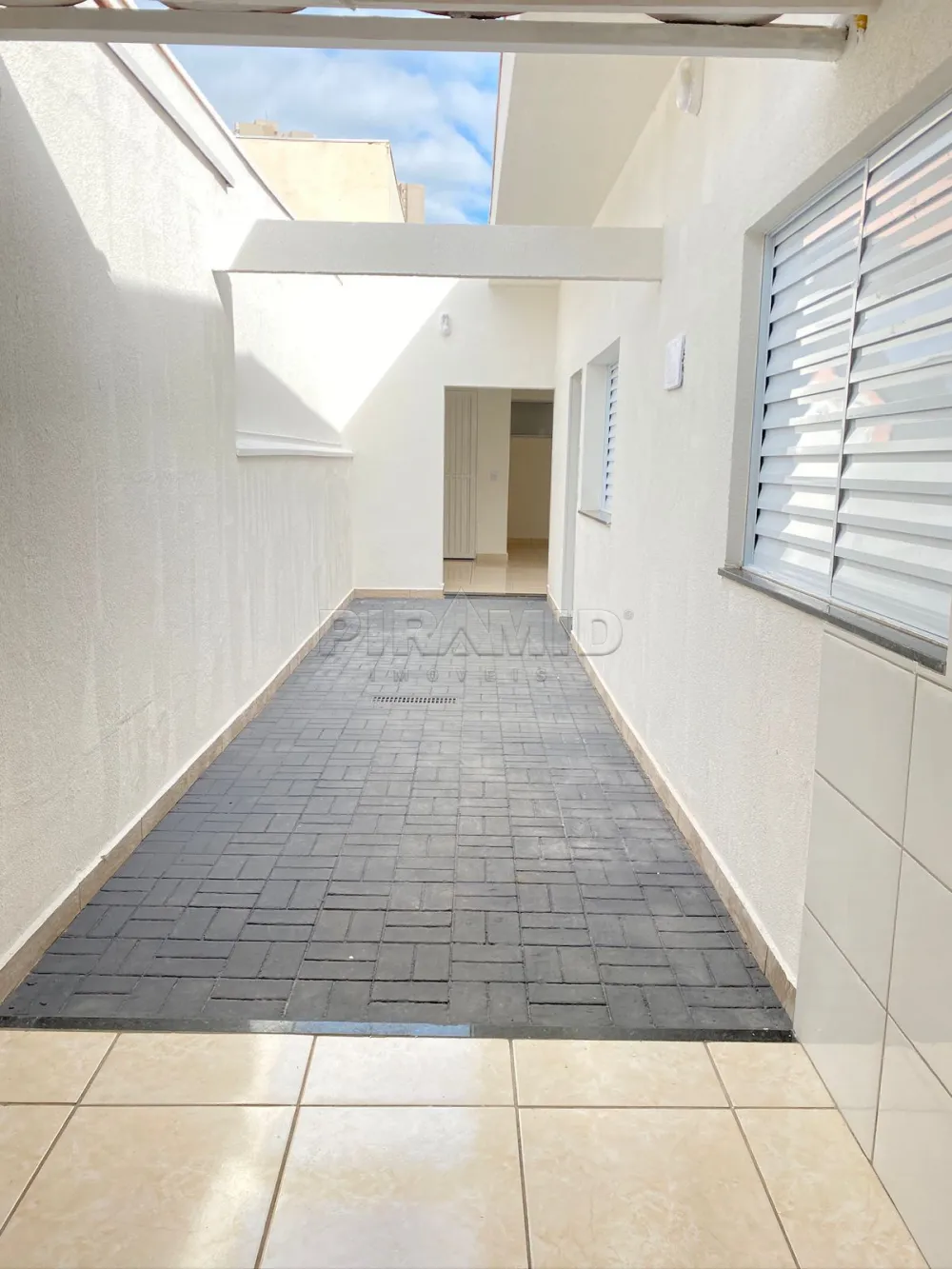 Alugar Comercial / Sala em Ribeir&atilde;o Preto R$ 1.700,00 - Foto 4