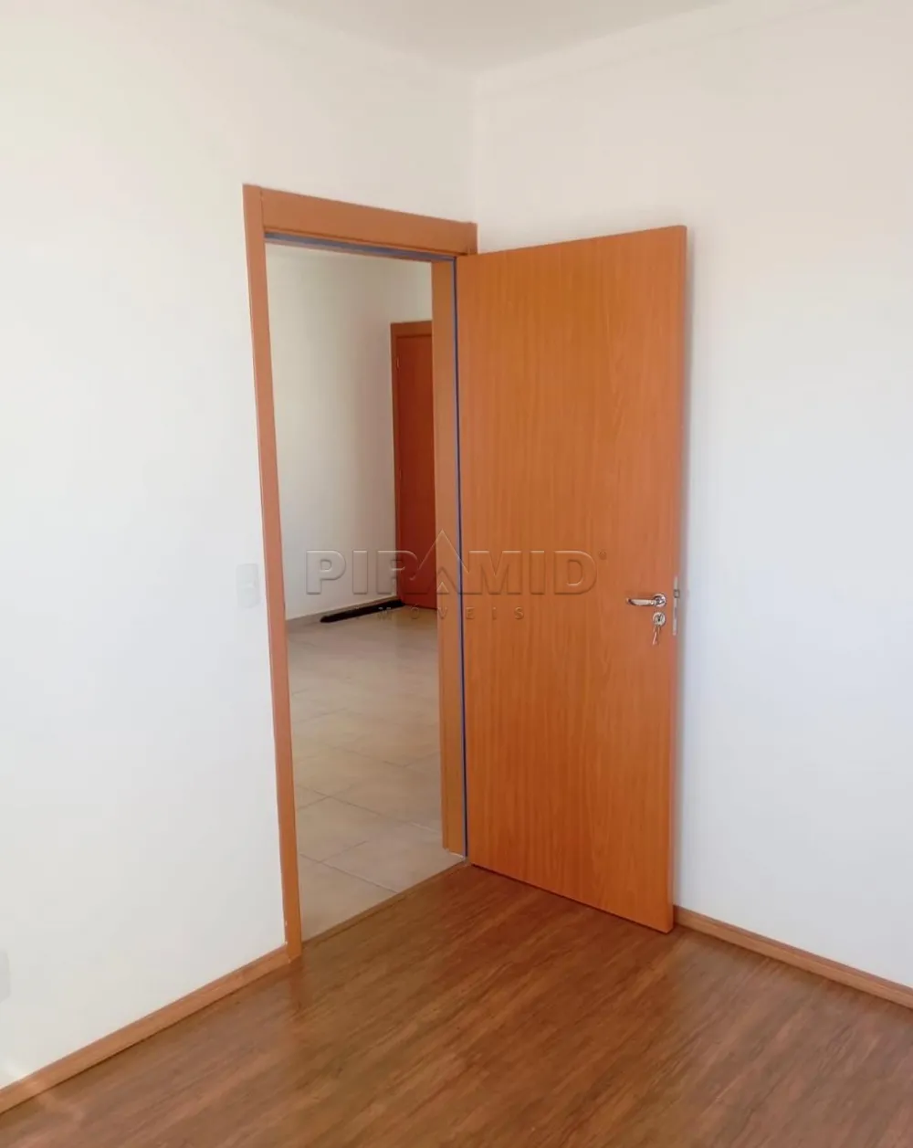Alugar Apartamento / Padr&atilde;o em Ribeir&atilde;o Preto R$ 1.250,00 - Foto 6