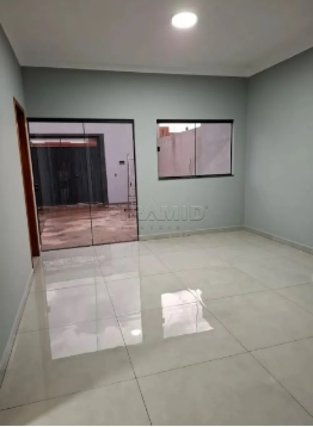Comprar Casa / Padr&atilde;o em Ribeir&atilde;o Preto R$ 330.000,00 - Foto 3