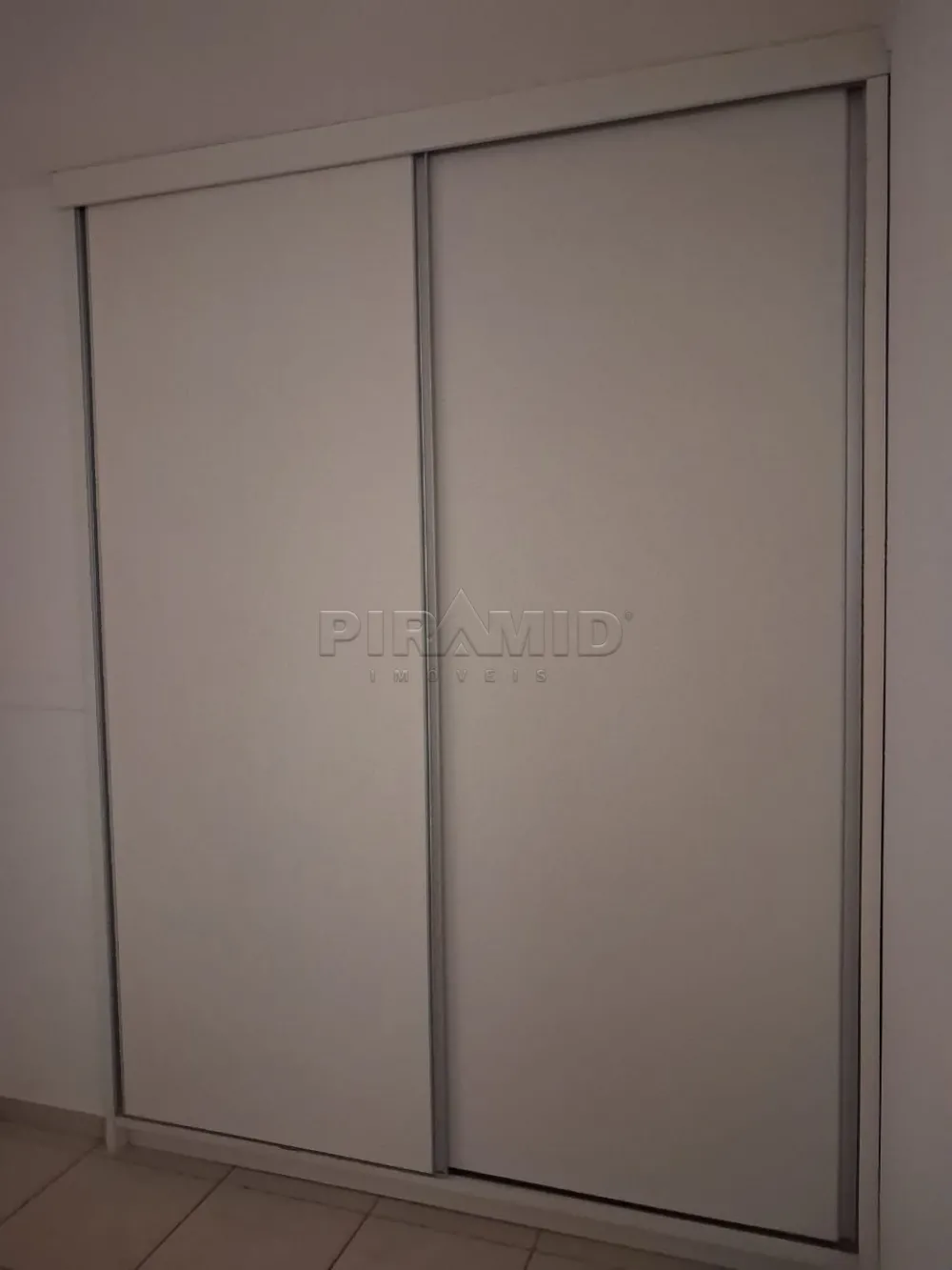 Comprar Apartamento / Padr&atilde;o em Ribeir&atilde;o Preto R$ 330.000,00 - Foto 4