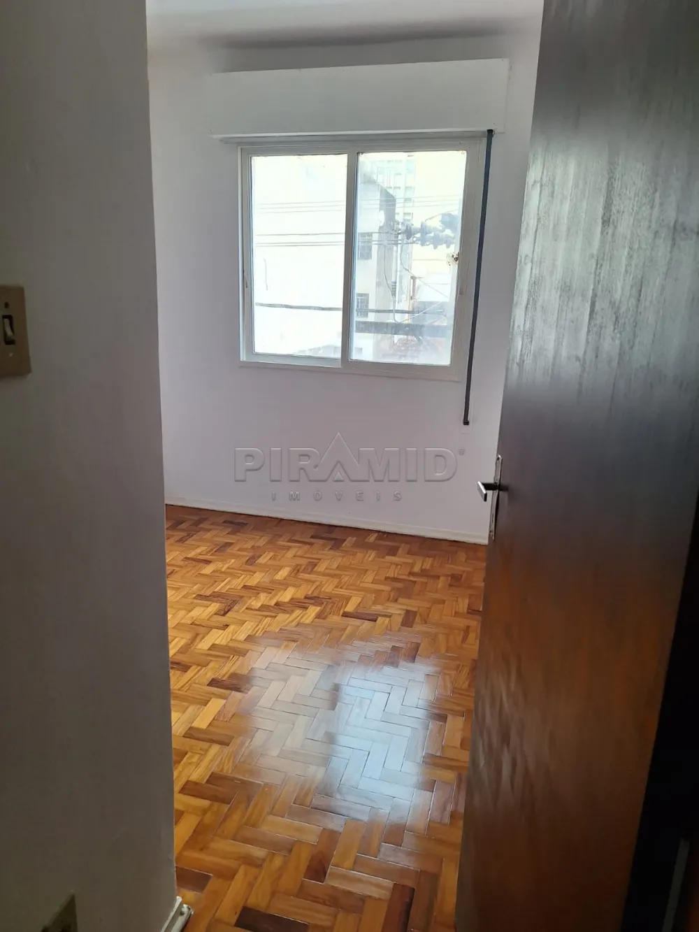 Alugar Apartamento / Padr&atilde;o em Ribeir&atilde;o Preto R$ 1.550,00 - Foto 5