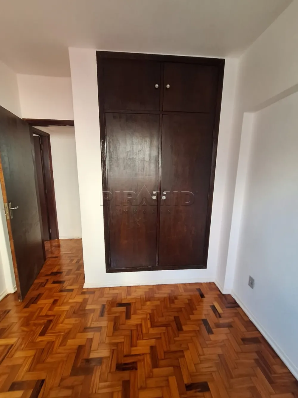Alugar Apartamento / Padr&atilde;o em Ribeir&atilde;o Preto R$ 1.550,00 - Foto 7
