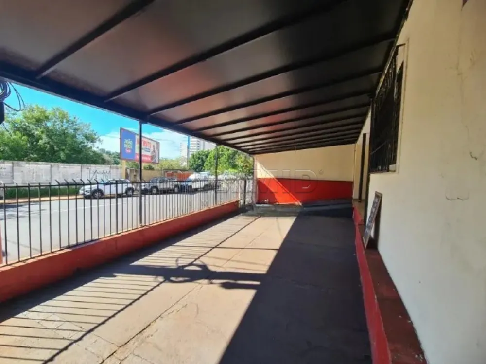 Alugar Casa / Padr&atilde;o em Ribeir&atilde;o Preto R$ 2.500,00 - Foto 1