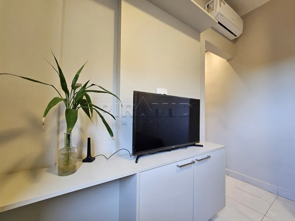 Alugar Apartamento / Padr&atilde;o em Ribeir&atilde;o Preto R$ 2.500,00 - Foto 2