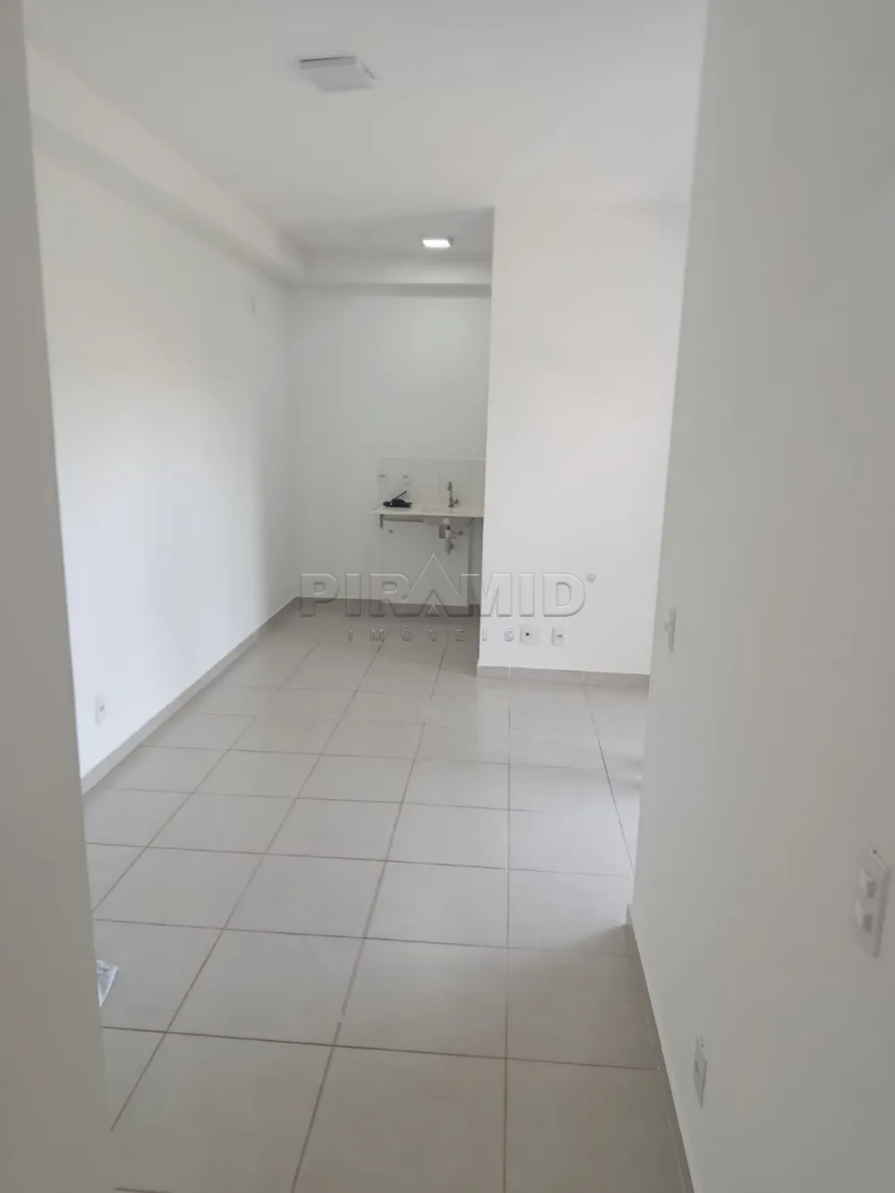 Alugar Apartamento / Padr&atilde;o em Ribeir&atilde;o Preto R$ 1.550,00 - Foto 9