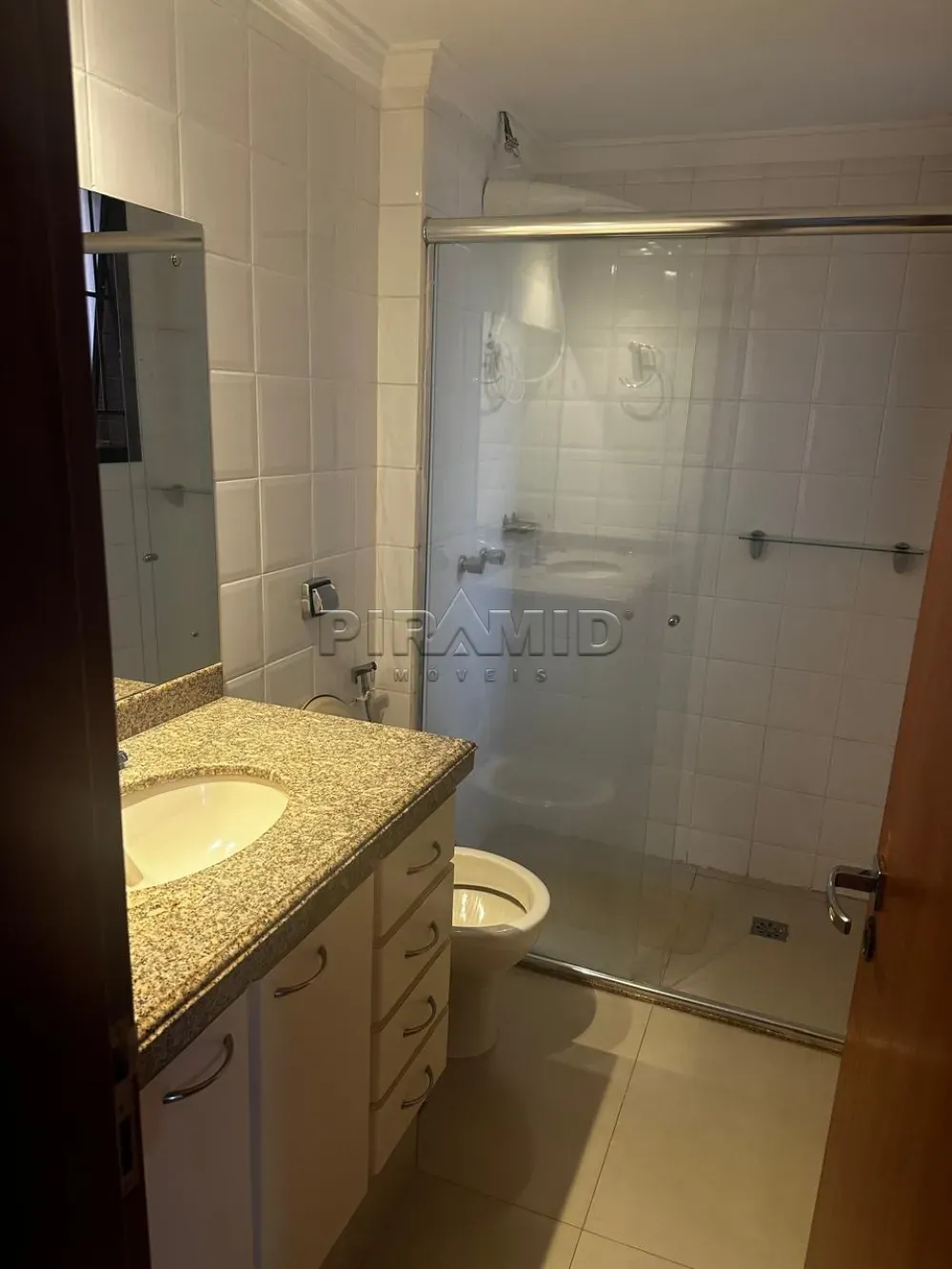 Alugar Apartamento / Padr&atilde;o em Ribeir&atilde;o Preto R$ 2.000,00 - Foto 14
