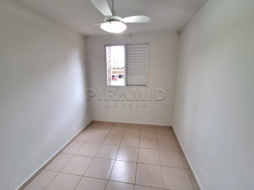 Alugar Apartamento / Padr&atilde;o em Ribeir&atilde;o Preto R$ 900,00 - Foto 11