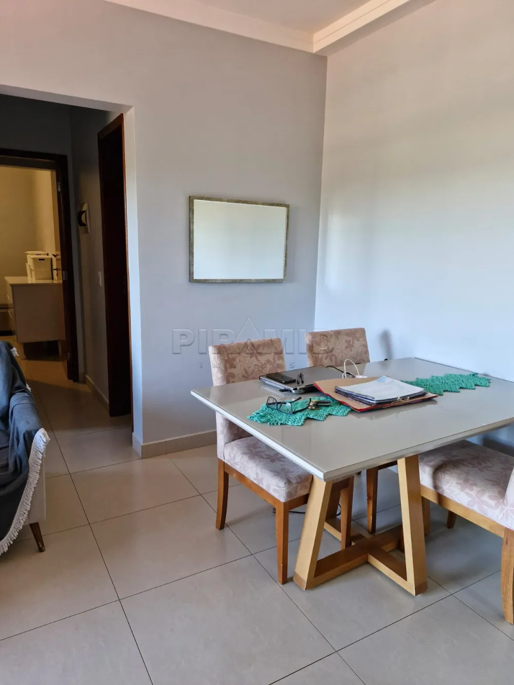 Alugar Apartamento / Padr&atilde;o em Ribeir&atilde;o Preto R$ 1.990,00 - Foto 4