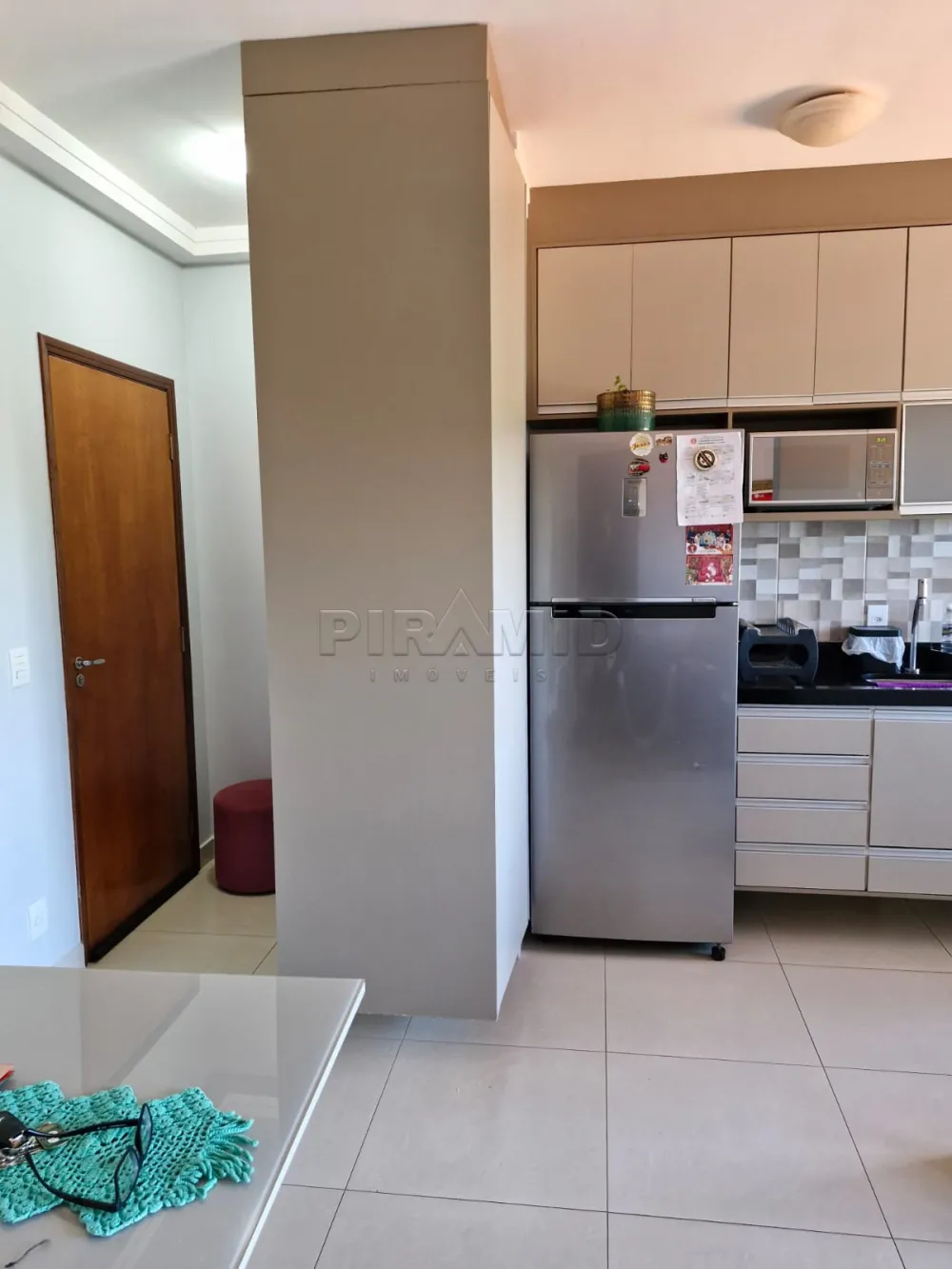 Alugar Apartamento / Padr&atilde;o em Ribeir&atilde;o Preto R$ 1.990,00 - Foto 5