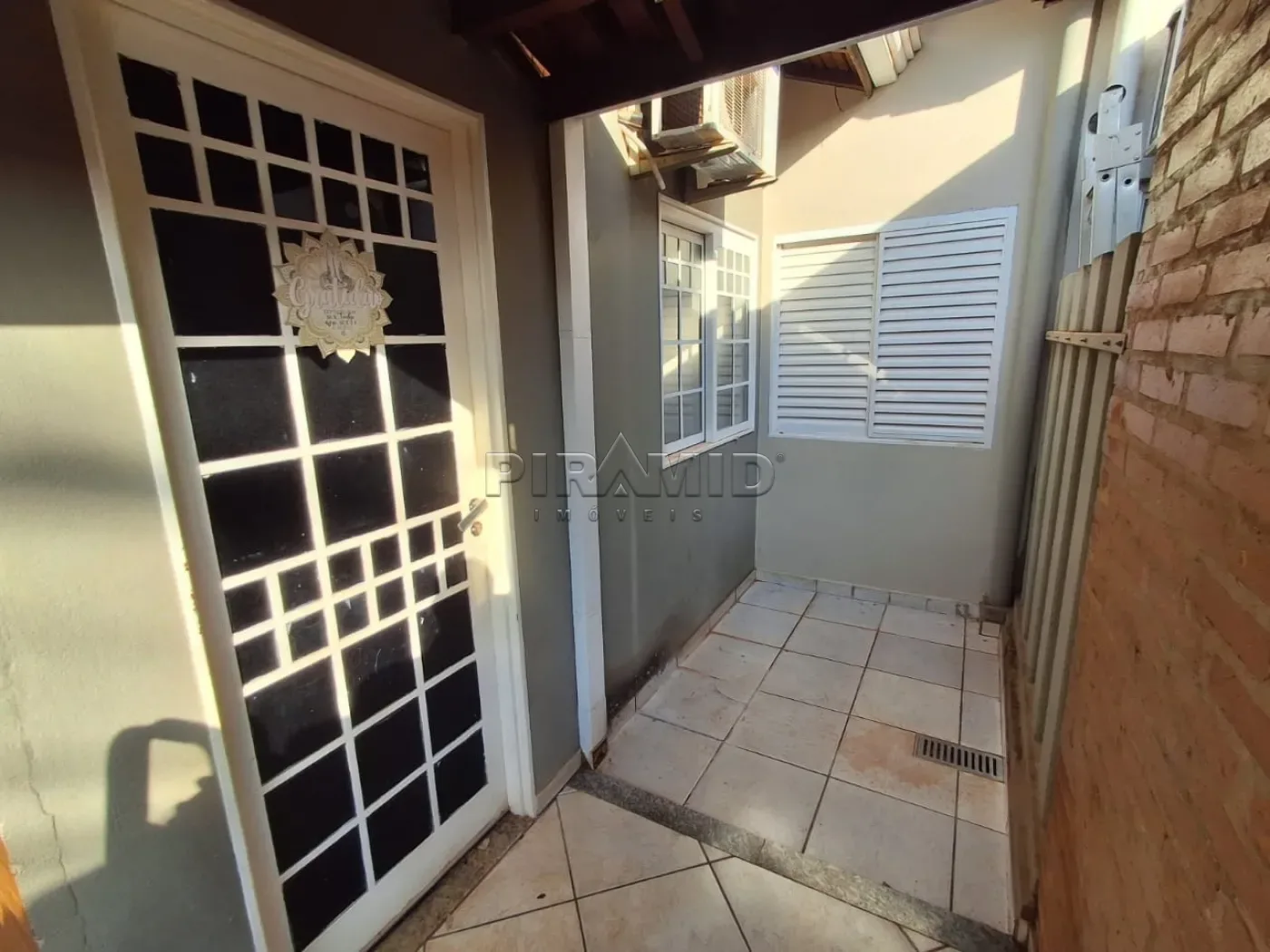 Alugar Casa / Condom&iacute;nio em Ribeir&atilde;o Preto R$ 2.900,00 - Foto 2