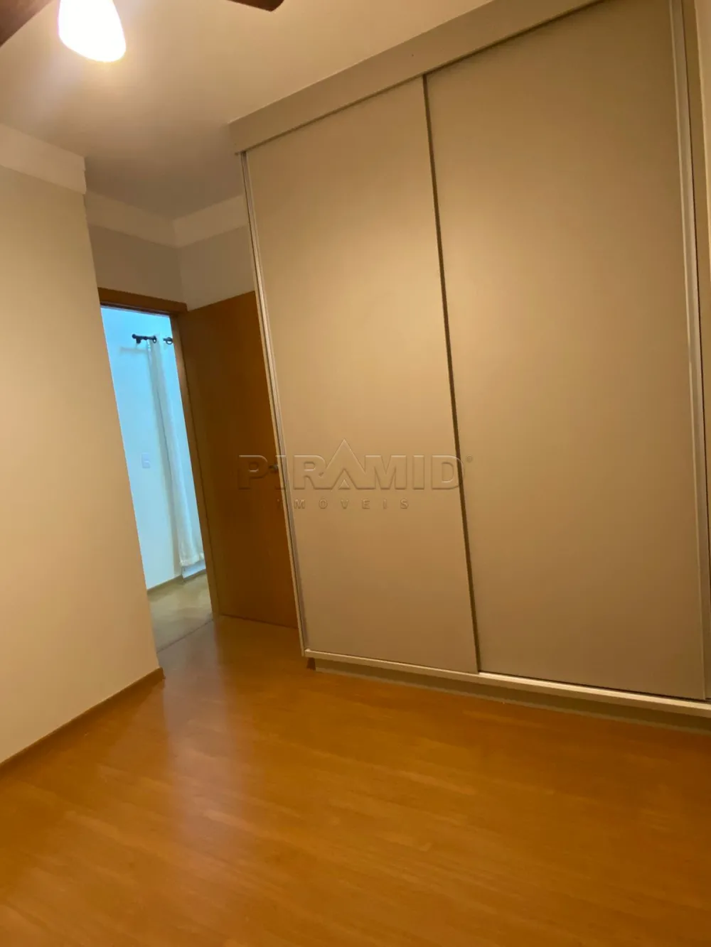 Alugar Apartamento / Padr&atilde;o em Ribeir&atilde;o Preto R$ 1.600,00 - Foto 7