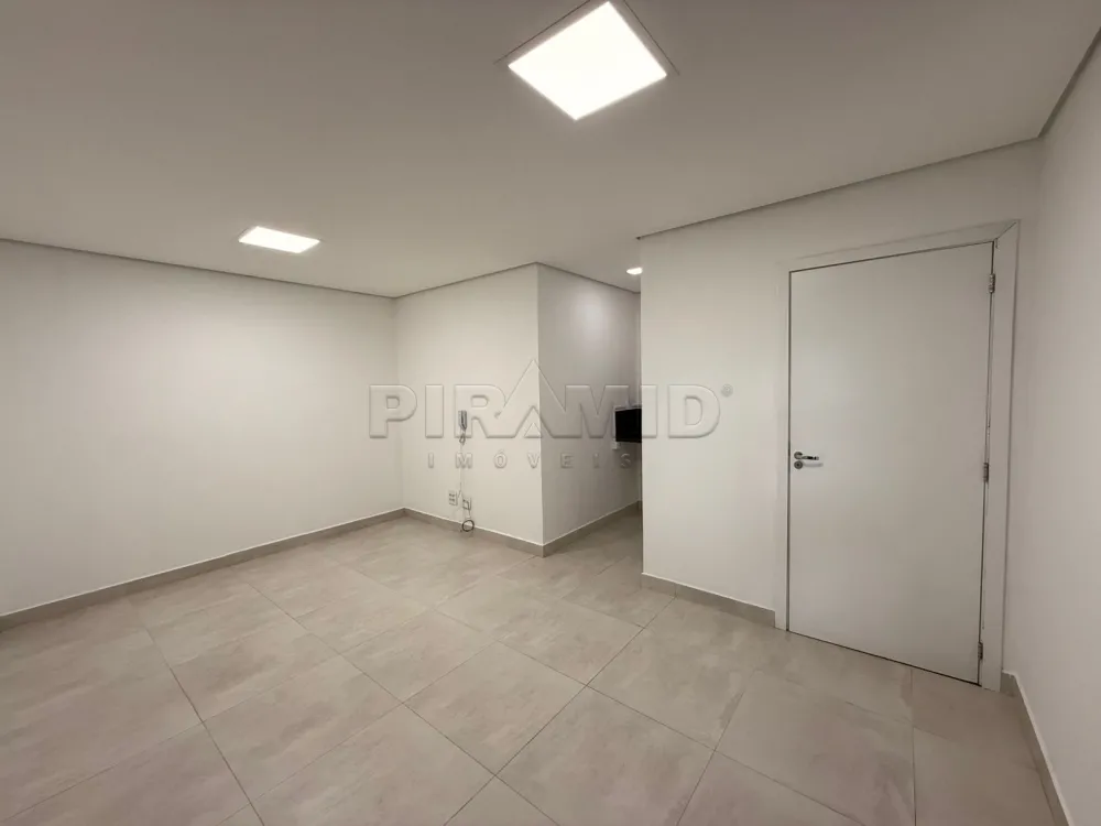 Alugar Comercial / Sala em Ribeir&atilde;o Preto R$ 1.800,00 - Foto 2