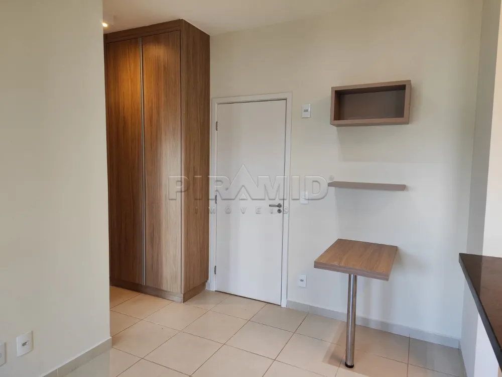 Alugar Apartamento / Padr&atilde;o em Ribeir&atilde;o Preto R$ 2.200,00 - Foto 1