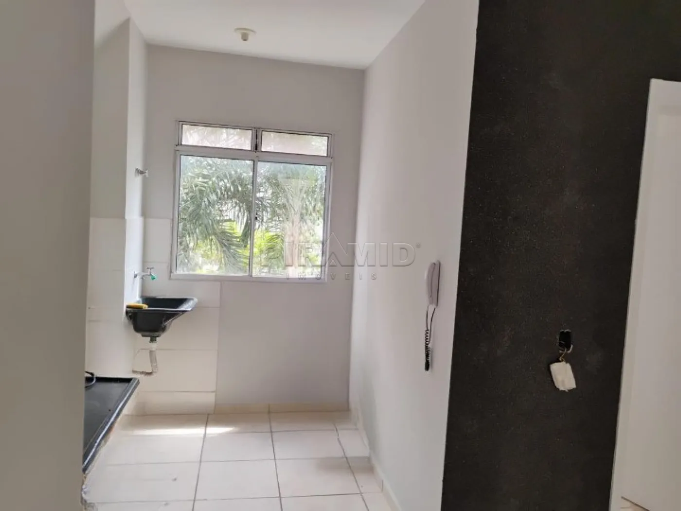 Alugar Apartamento / Padr&atilde;o em Ribeir&atilde;o Preto R$ 1.150,00 - Foto 9