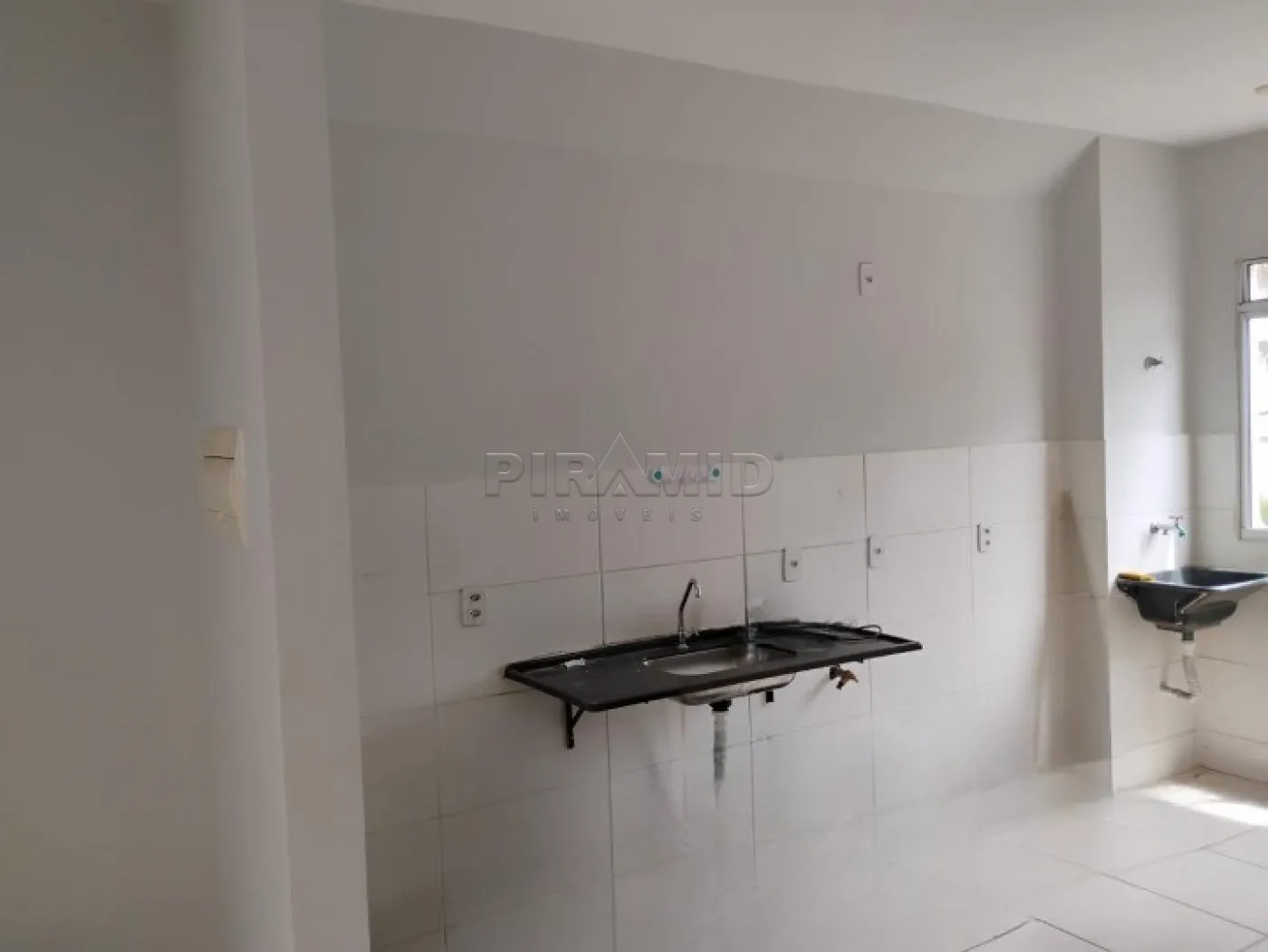 Alugar Apartamento / Padr&atilde;o em Ribeir&atilde;o Preto R$ 1.150,00 - Foto 10