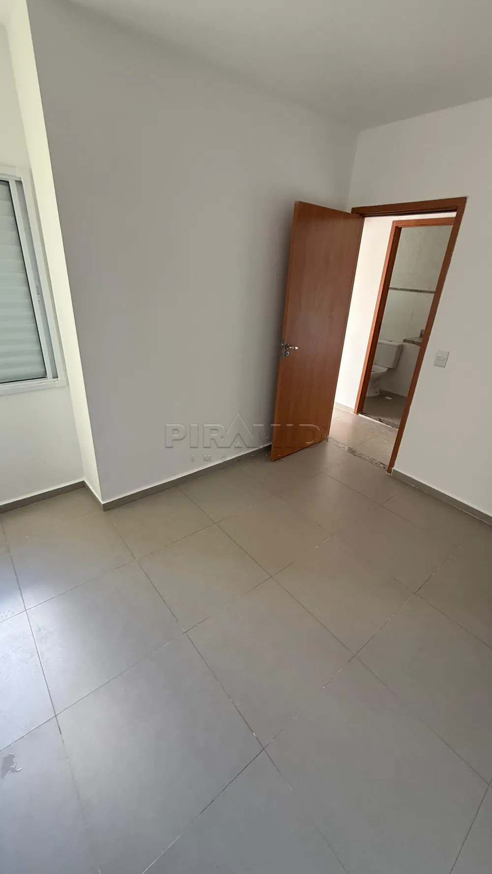 Comprar Apartamento / Padr&atilde;o em Ribeir&atilde;o Preto R$ 300.000,00 - Foto 4