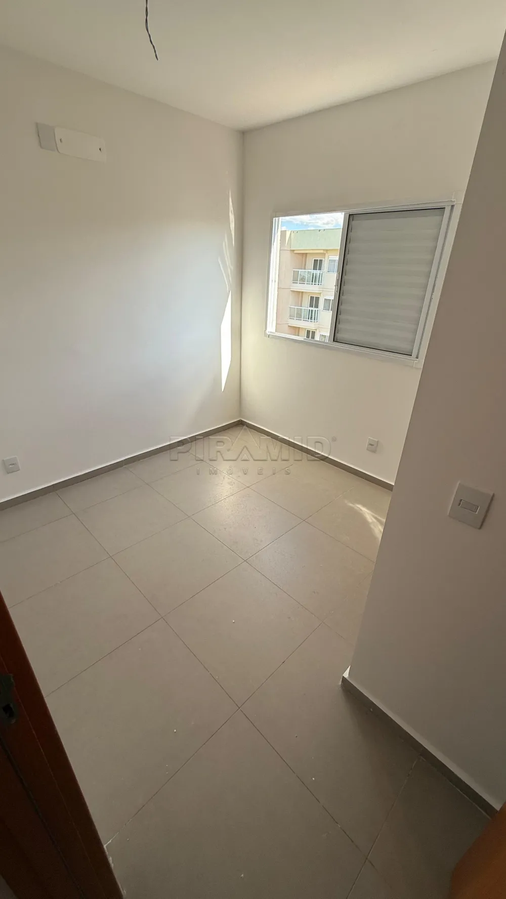 Comprar Apartamento / Padr&atilde;o em Ribeir&atilde;o Preto R$ 300.000,00 - Foto 7